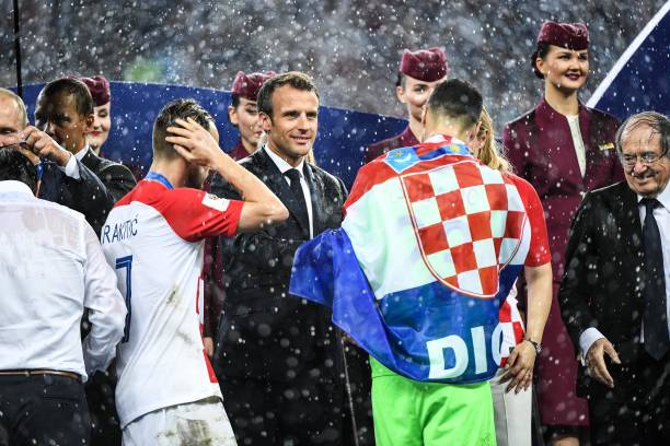 成为击退强 成为击退强