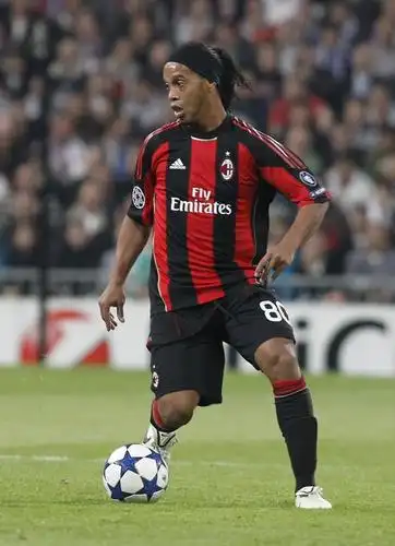 仅是球队困 仅是球队困